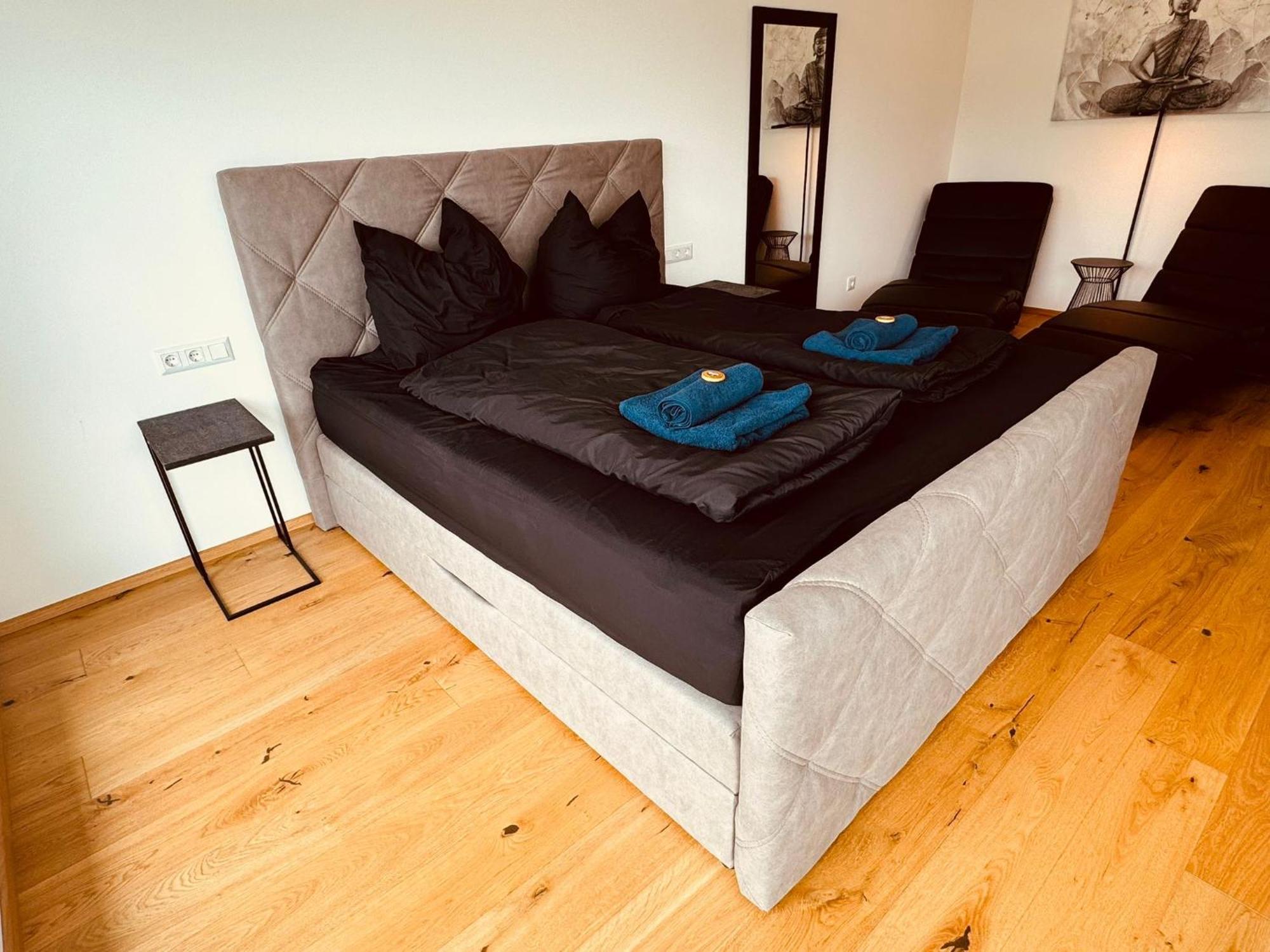 Luxus-Villa In Idyllischer Lage Muttendorf Екстер'єр фото