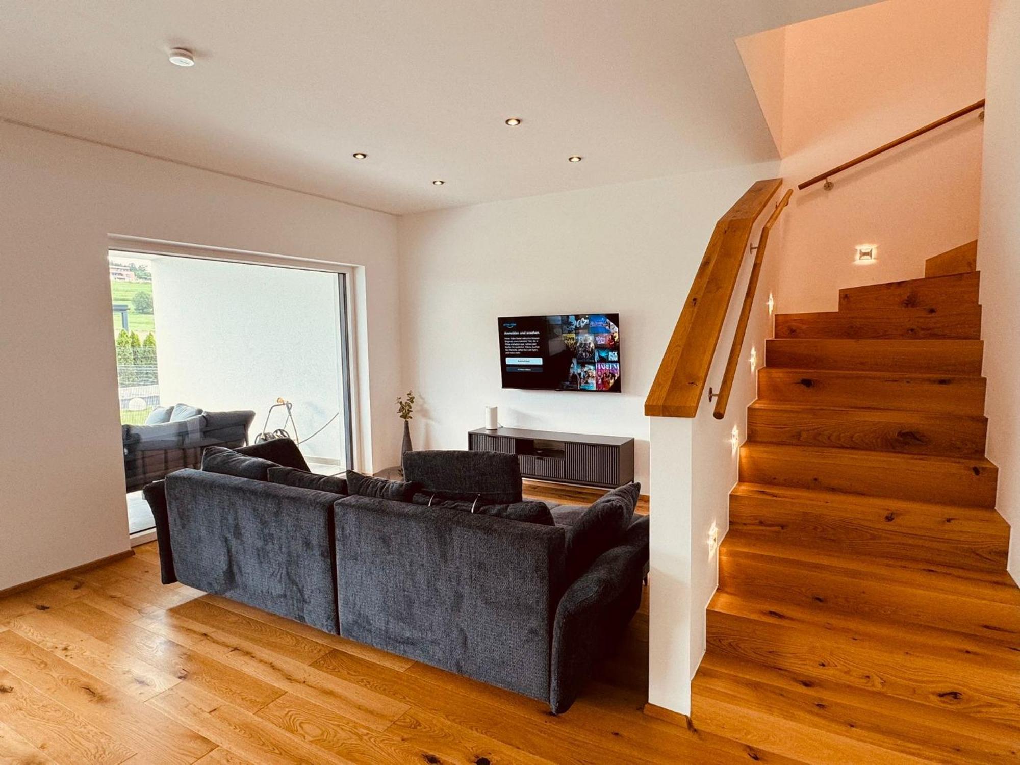 Luxus-Villa In Idyllischer Lage Muttendorf Екстер'єр фото