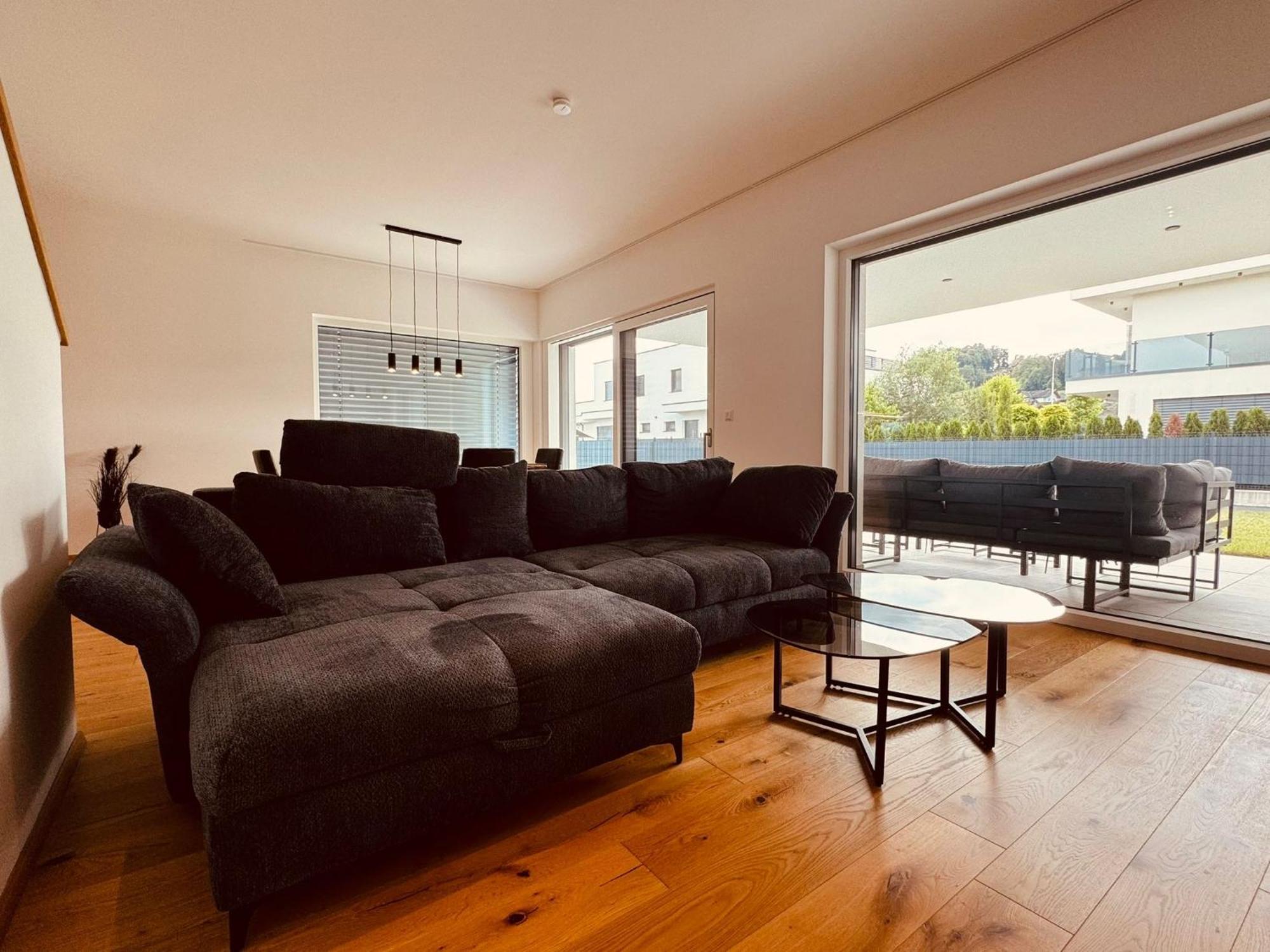 Luxus-Villa In Idyllischer Lage Muttendorf Екстер'єр фото